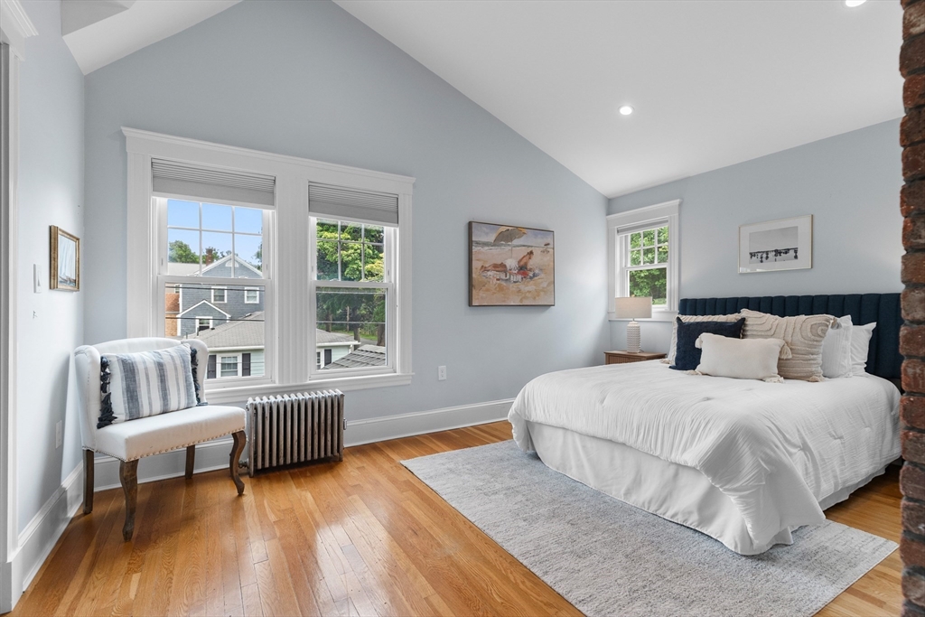 22 Prince Street Marblehead, MA 01945 - Photo 18 of 33