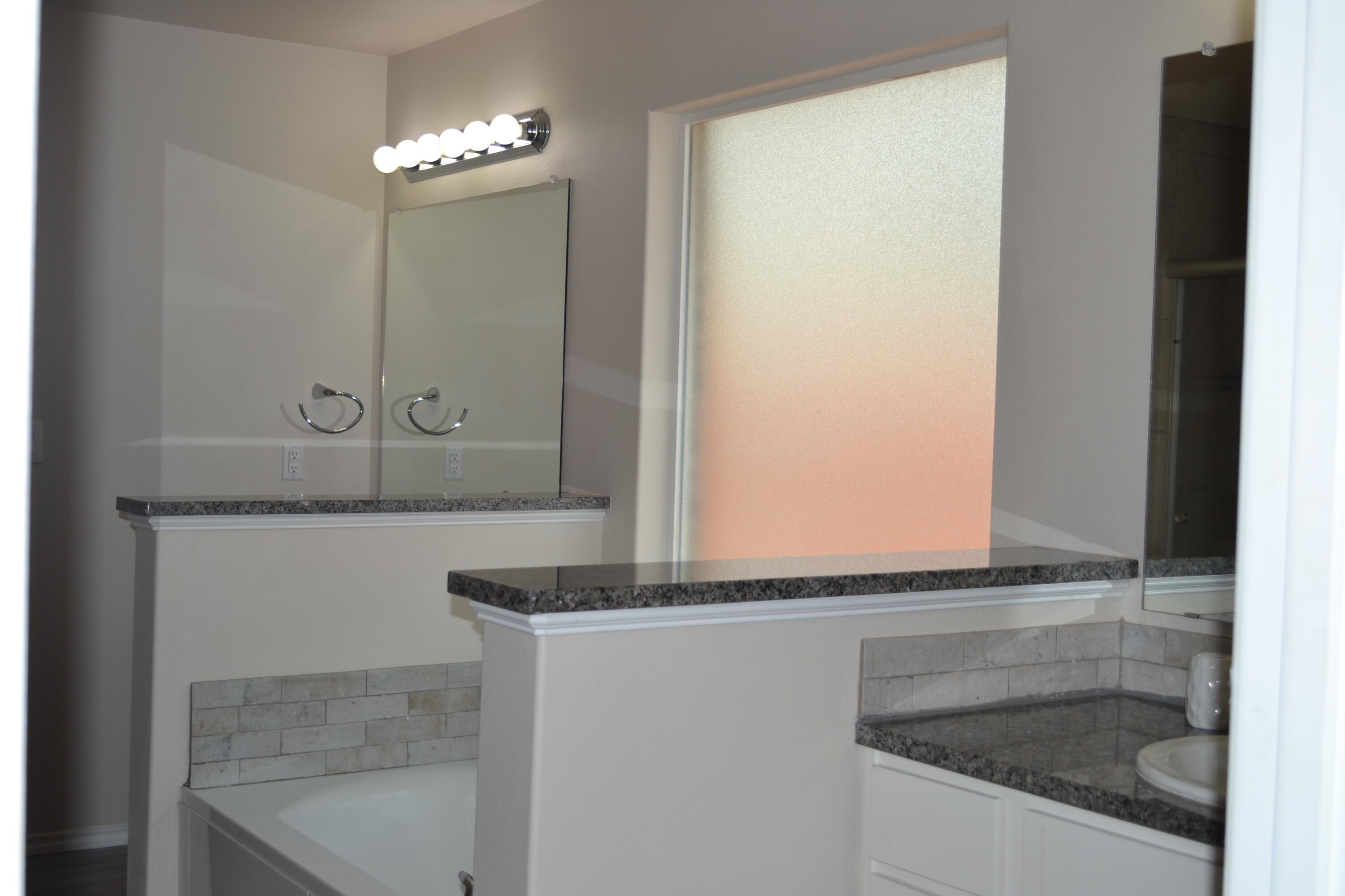 7408 99th Street Lubbock, TX 79424 - Photo 31 of 41 DSC_0657
