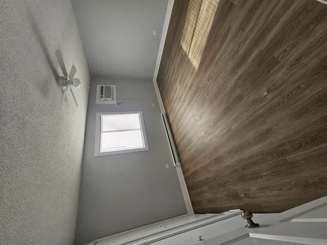 $1,800 | 212 Madison Street, Unit 3B, Joliet, IL 60435