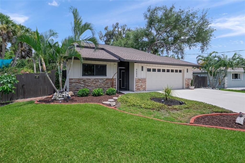 3643 Meridale Road Sarasota, FL 34233 - Photo 12 of 50