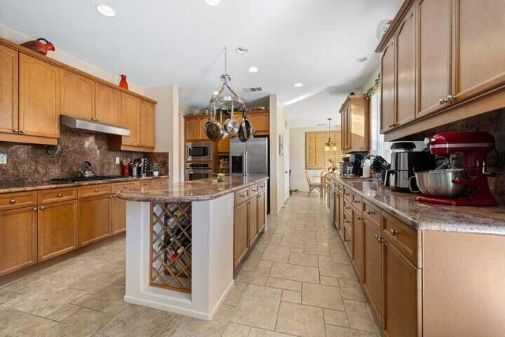 83399 Wagon Road Indio, CA 92203 - Photo 5 of 11 Kitchen