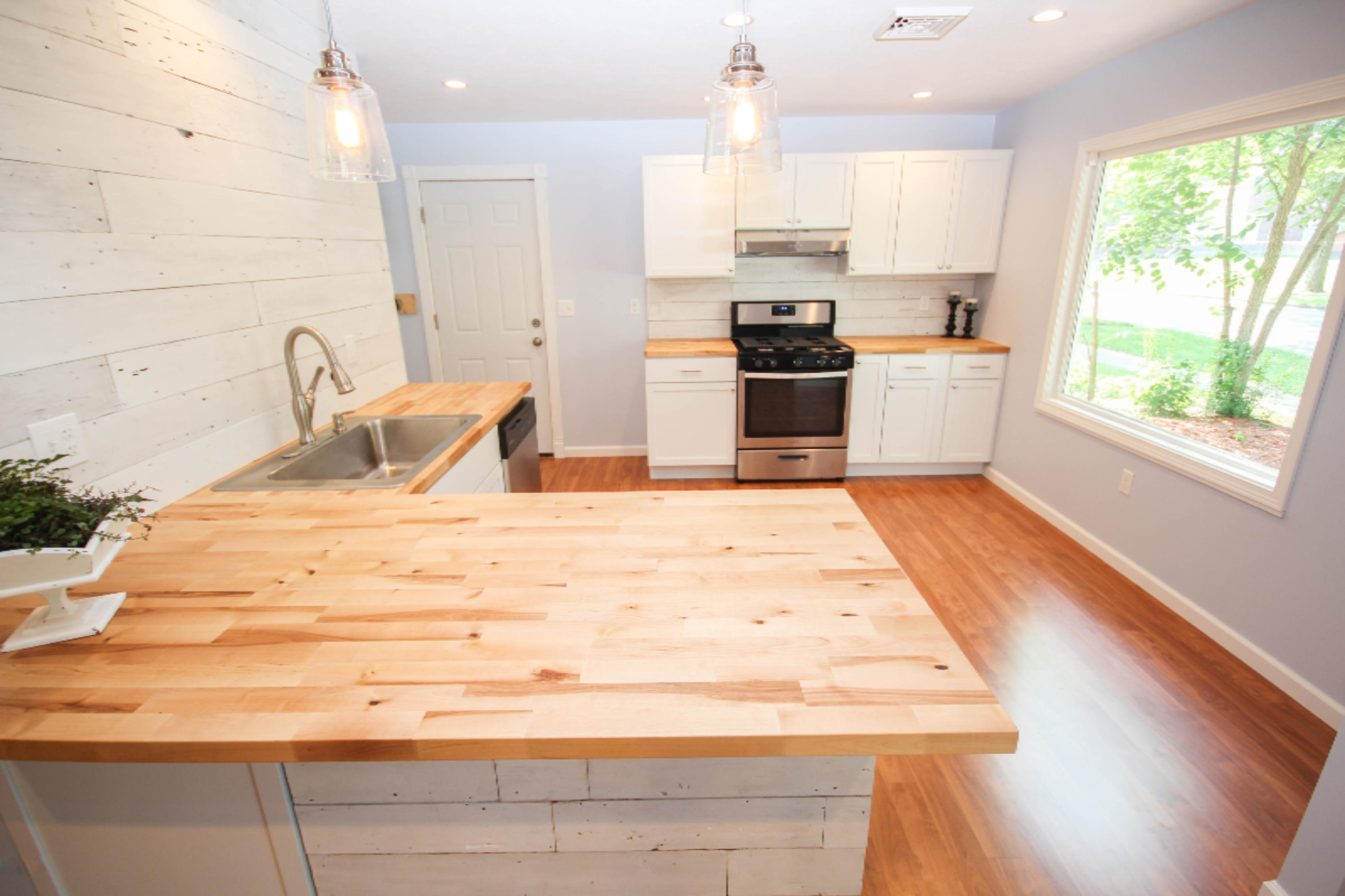 306 5th Avenue Three Rivers, MI 49093 - Photo 8 of 28 untitled (9 of 9)
