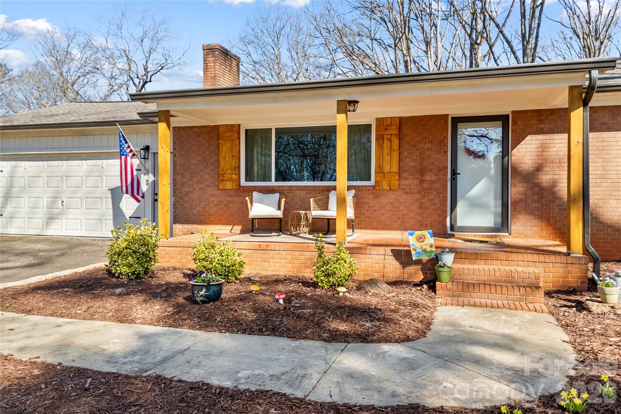 183 Jane Sowers Road Statesville, NC 28625 - Photo 4 of 46