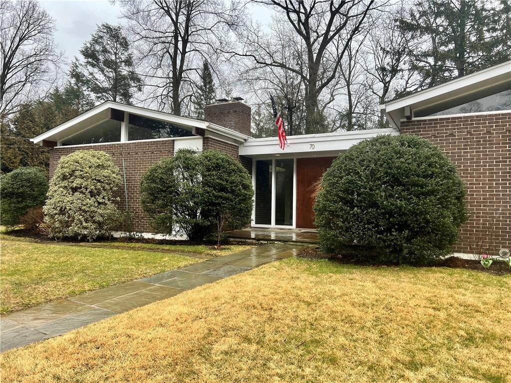 Welcome to 70 Devon Road