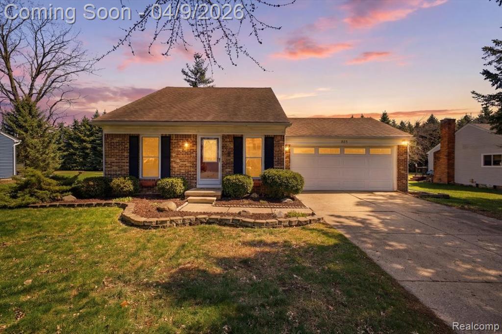 889 Hadley Road Rochester Hills, MI 48307 - Photo 1 of 54