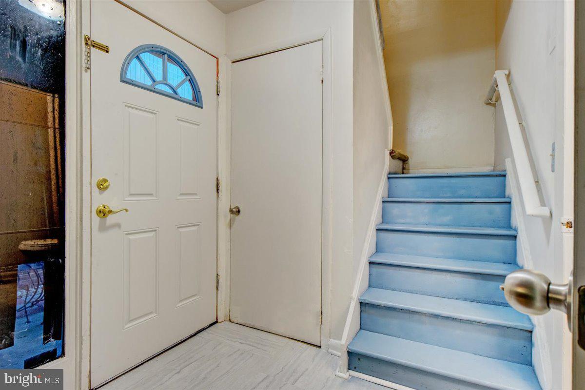 34 Federal Court, Unit 49 Gaithersburg, MD 20877 - Photo 18 of 36 2 levels