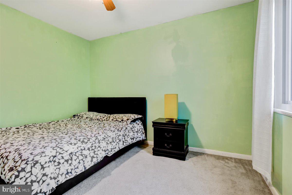 34 Federal Court, Unit 49 Gaithersburg, MD 20877 - Photo 19 of 36 Bedroom #1