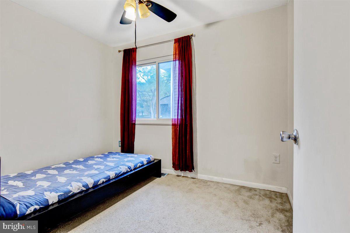 34 Federal Court, Unit 49 Gaithersburg, MD 20877 - Photo 21 of 36 Bedroom #2