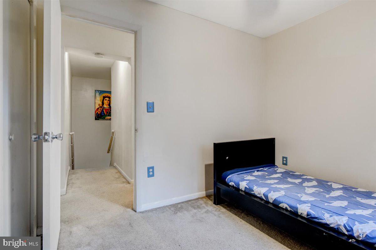 34 Federal Court, Unit 49 Gaithersburg, MD 20877 - Photo 22 of 36 Bedroom #2