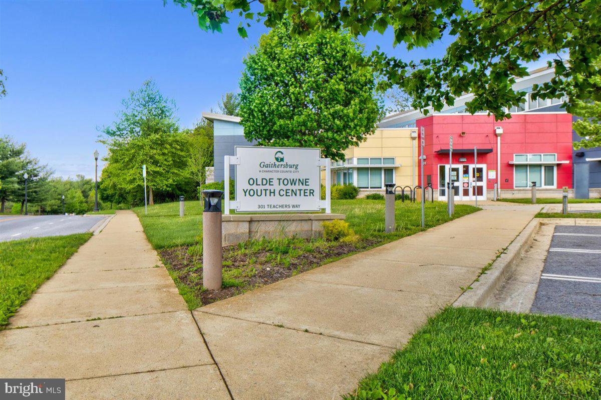 34 Federal Court, Unit 49 Gaithersburg, MD 20877 - Photo 29 of 36 YOUTH CENTER