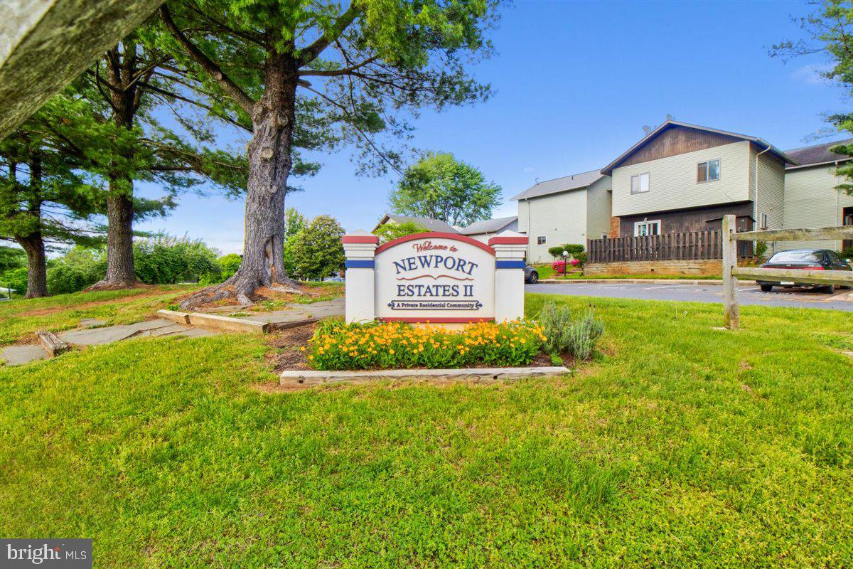 34 Federal Court, Unit 49 Gaithersburg, MD 20877 - Photo 4 of 36 NEWPORT ESTATES walk to Olde Towne