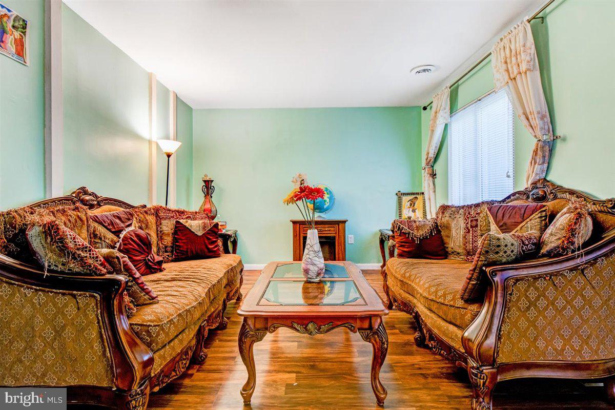 34 Federal Court, Unit 49 Gaithersburg, MD 20877 - Photo 6 of 36 LR