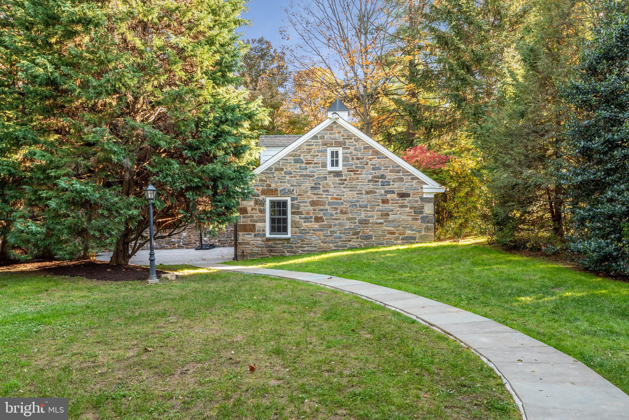 194 Fishers Road Bryn Mawr, PA 19010 - Photo 41 of 48 Garage
