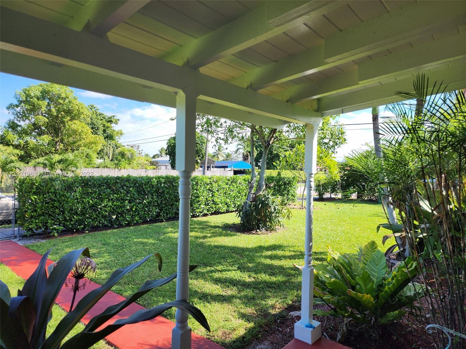 Tropical Estates Miami, FL 33165 - Photo 3 of 31