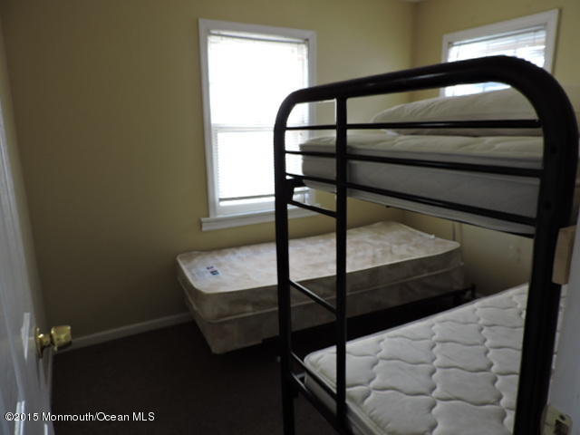 577 1/2 Brielle Road Manasquan, NJ 08736 - Photo 6 of 32 DSCN1847