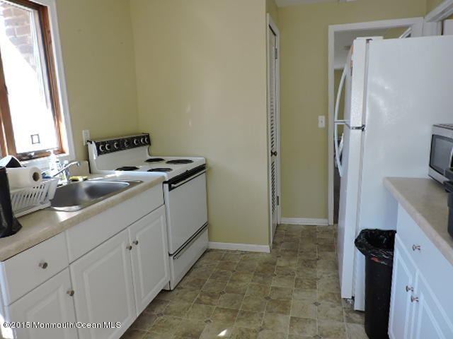 577 1/2 Brielle Road Manasquan, NJ 08736 - Photo 8 of 32 DSCN1851