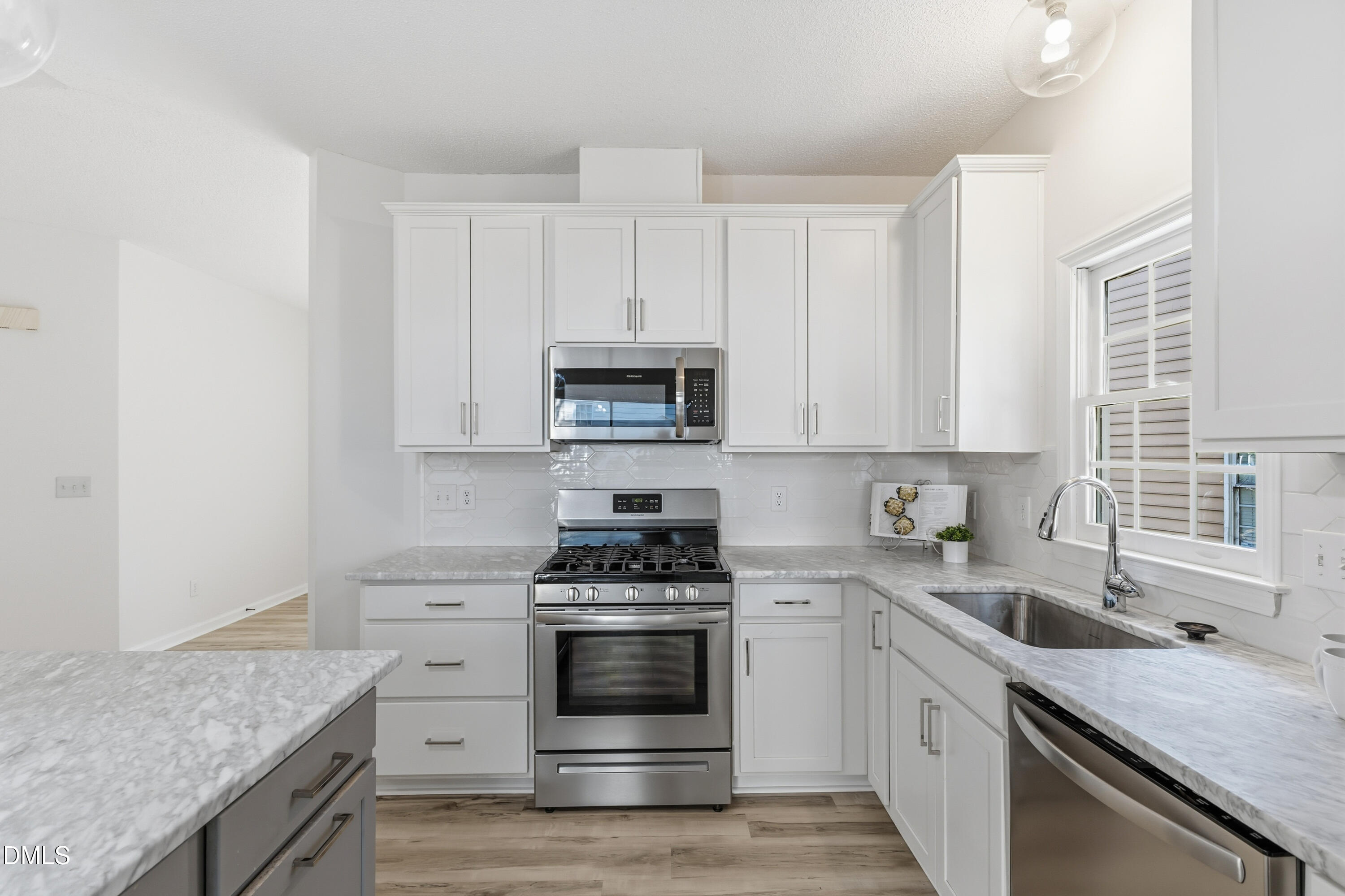 2708 Clonnel Court Raleigh, NC 27604 - Photo 10 of 30 CY1A5348