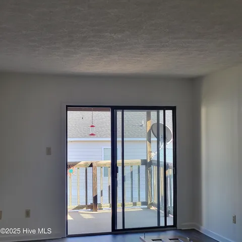 $169,900 | 313 Lake Place Condo Drive, Elizabethtown, NC 28337