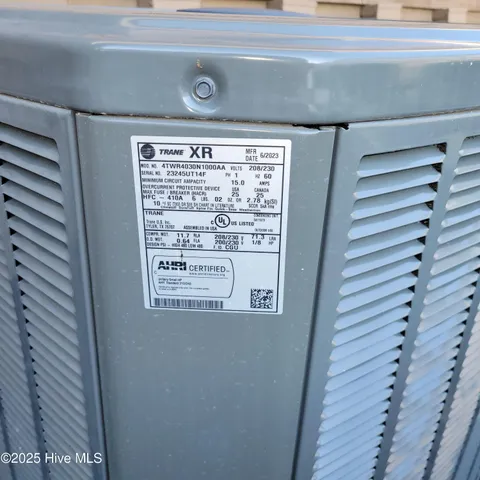 $169,900 | 313 Lake Place Condo Drive, Elizabethtown, NC 28337