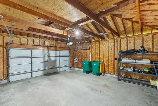 a view of a garage