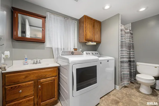 $289,900 | 225 South Montana Avenue, Morton, IL 61550