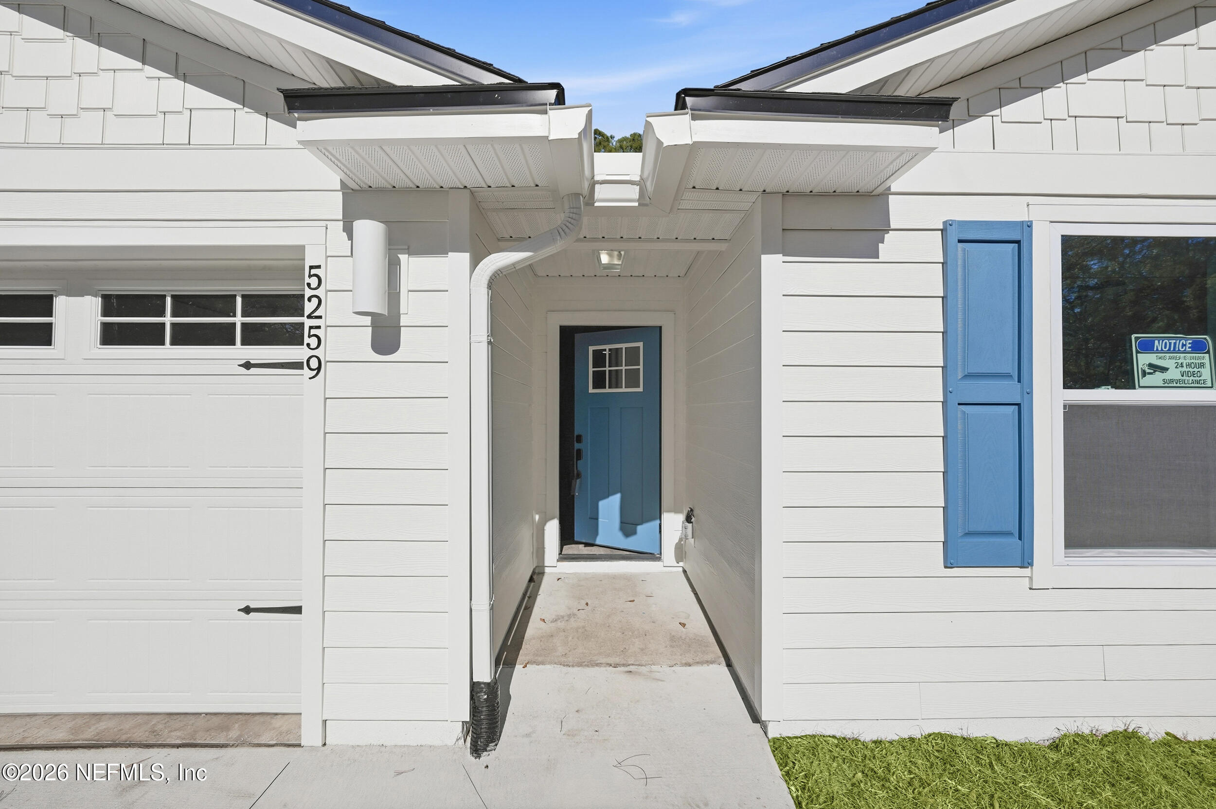 5259 Shenandoah Avenue Jacksonville, FL 32254 - Photo 34 of 51 a view of front door and small space