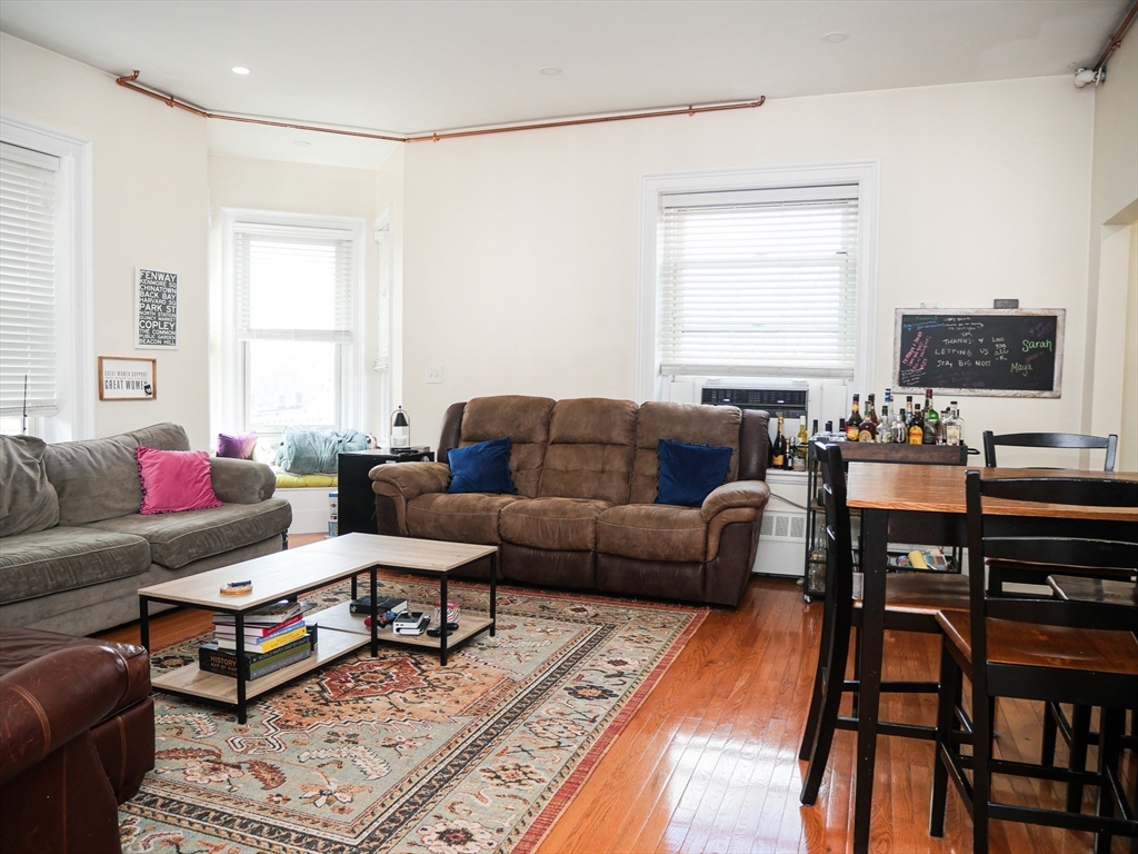 25 Garrison Road, Unit 2 Brookline, MA 02445 - Photo 2 of 9