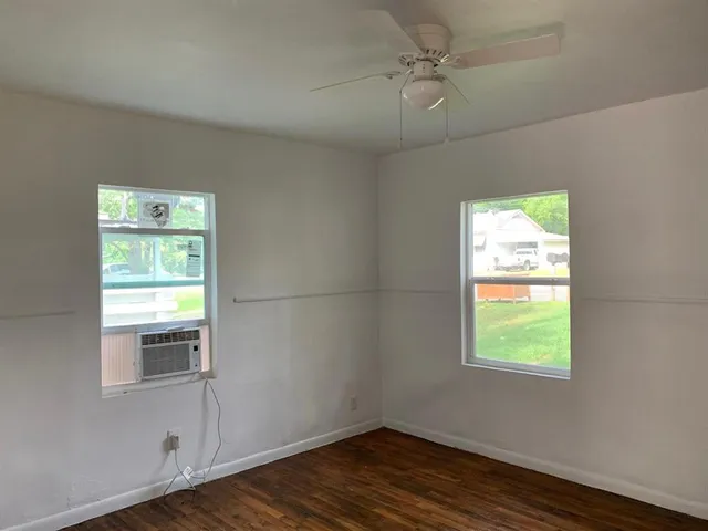 $1,150 | 1612 Lyndana Drive, Denison, TX 75021