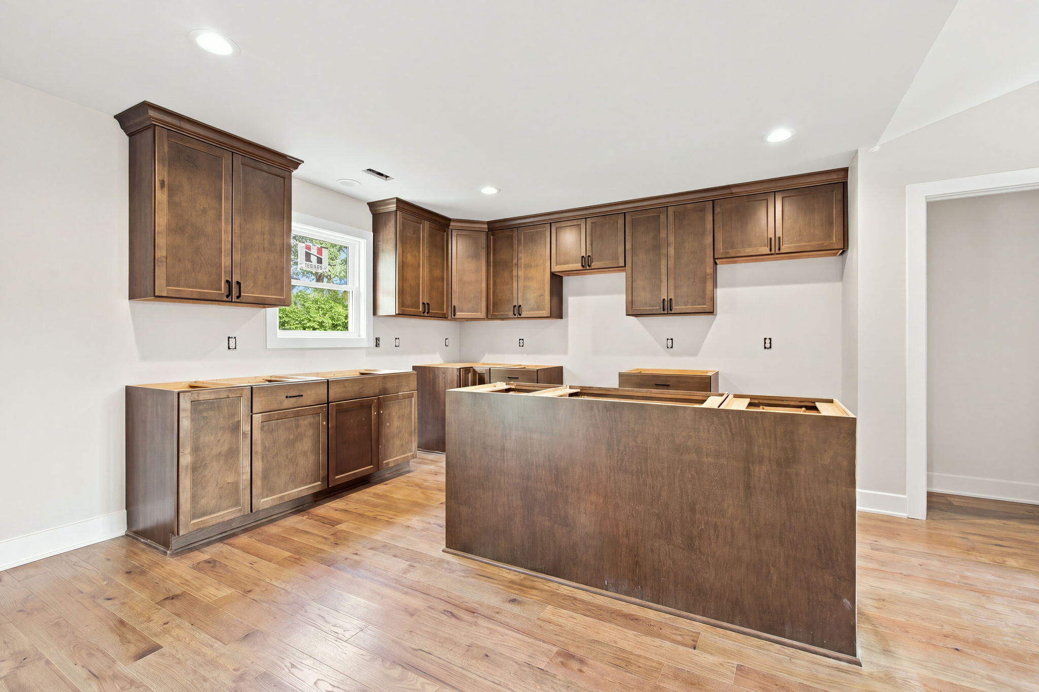 406 Kapok Street Southwest Demotte, IN 46310 - Photo 5 of 12 2048x1365