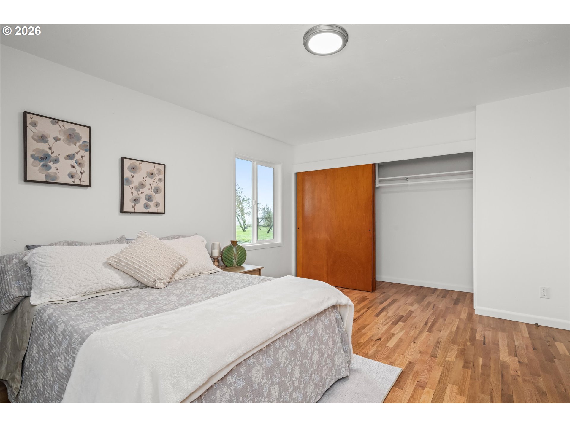 40064 McKenzie Highway Springfield, OR 97478 - Photo 17 of 47 Bedroom, Primary