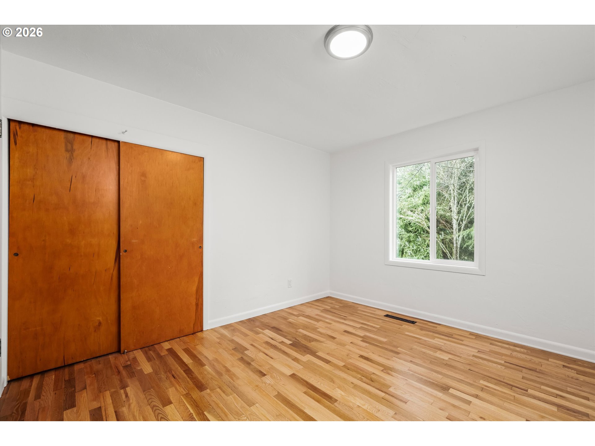 40064 McKenzie Highway Springfield, OR 97478 - Photo 21 of 47 Bedroom