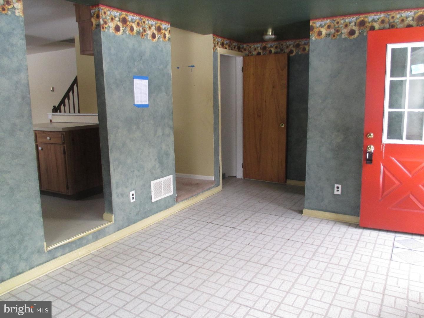 715 Smithville Road Mount Holly, NJ 08060 - Photo 3 of 15 Gallery Image 3