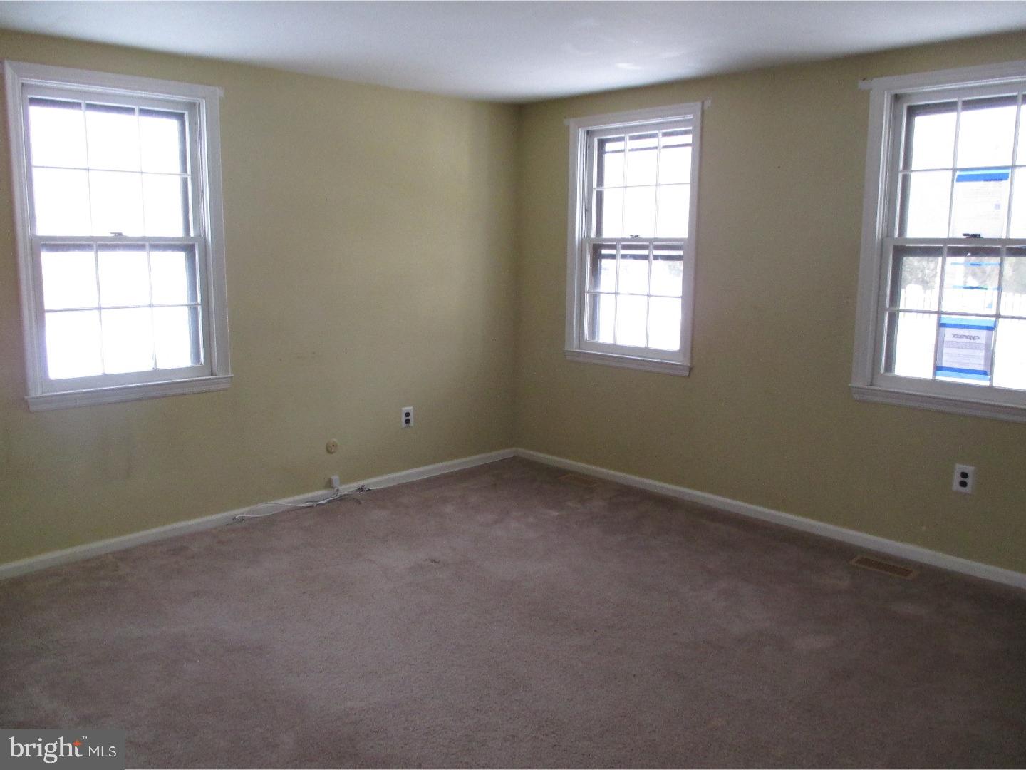 715 Smithville Road Mount Holly, NJ 08060 - Photo 6 of 15 Gallery Image 6