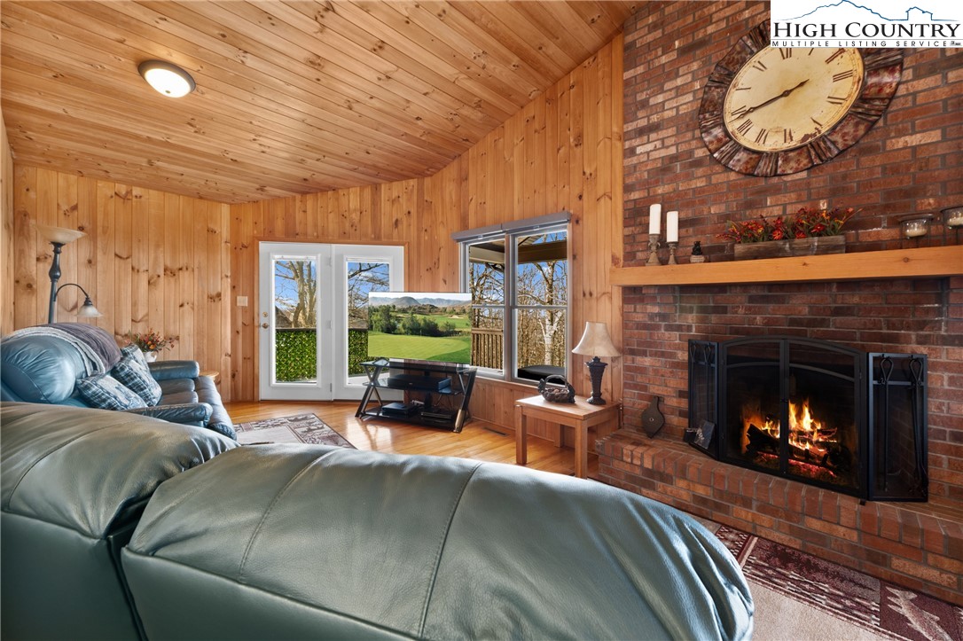 239 Summit Park Circle Boone, NC 28607 - Photo 9 of 40 Gallery Image 9