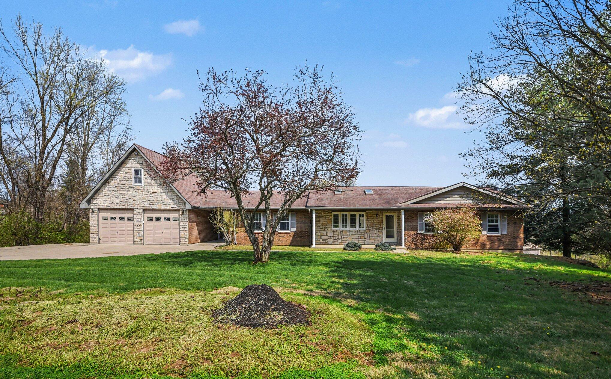 4294 Idlewild Road Burlington, KY 41005 - Photo 1 of 42 002_file_2875