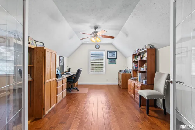 $1,108,500 | 13599 Woodland Drive, Athens, IL 62613