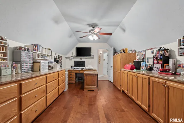 $1,108,500 | 13599 Woodland Drive, Athens, IL 62613