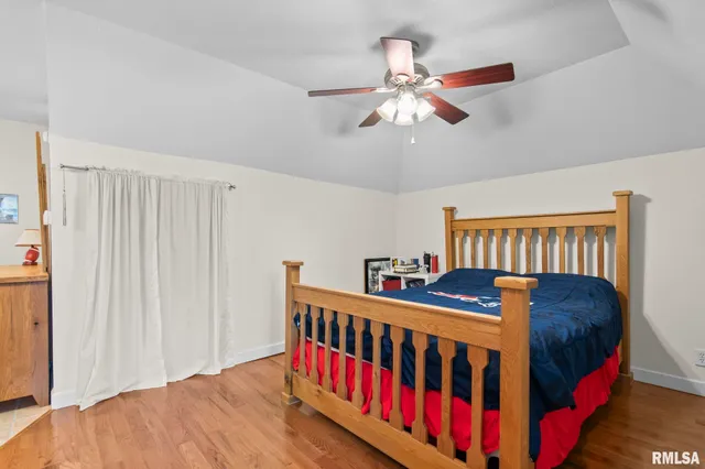 $1,108,500 | 13599 Woodland Drive, Athens, IL 62613