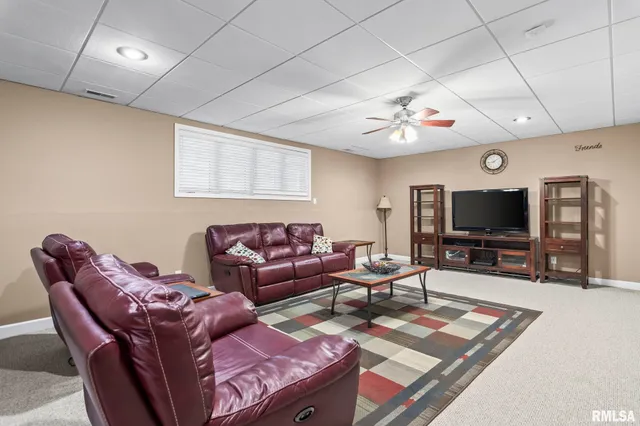 $1,108,500 | 13599 Woodland Drive, Athens, IL 62613