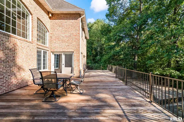 $1,108,500 | 13599 Woodland Drive, Athens, IL 62613