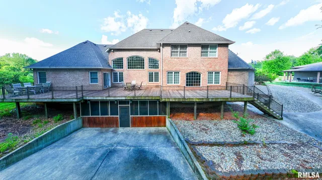 $1,108,500 | 13599 Woodland Drive, Athens, IL 62613