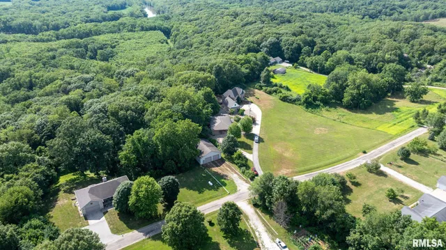 $1,108,500 | 13599 Woodland Drive, Athens, IL 62613