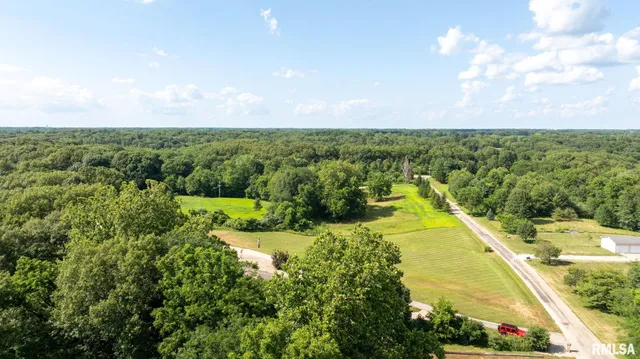 $1,108,500 | 13599 Woodland Drive, Athens, IL 62613