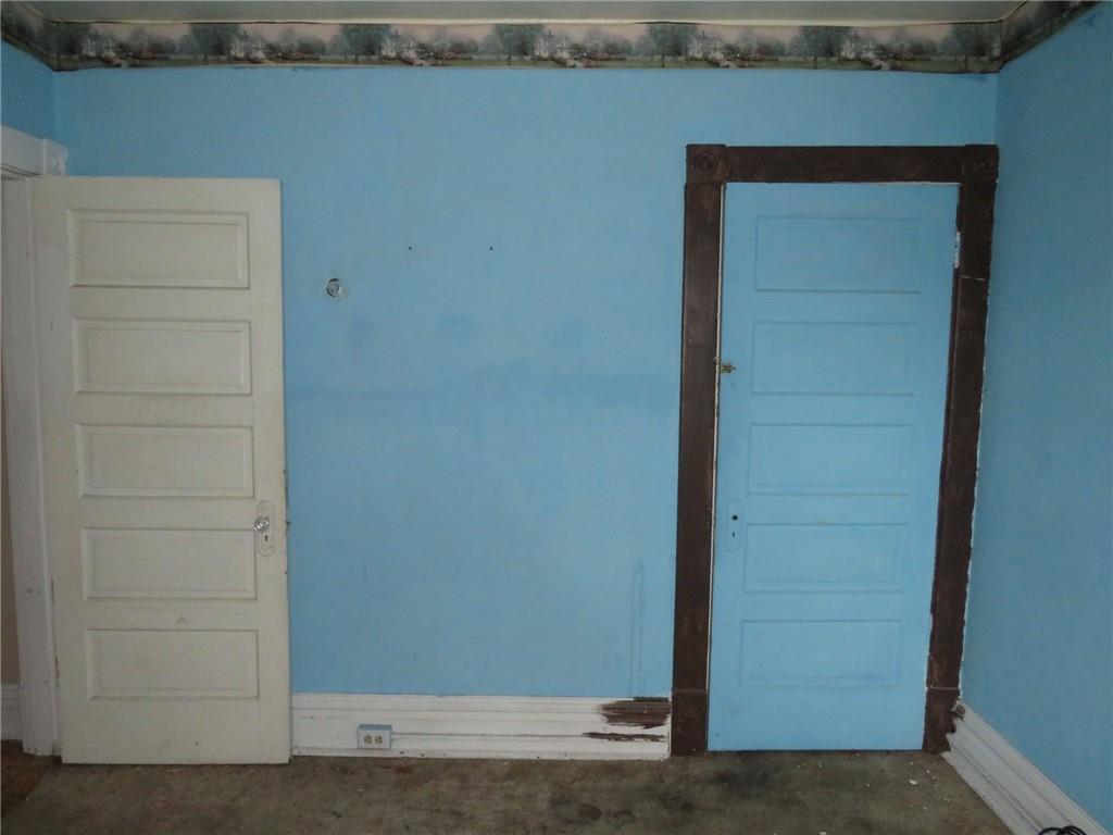 1465 Steuben Street Pittsburgh, PA 15205 - Photo 19 of 24 a view of door