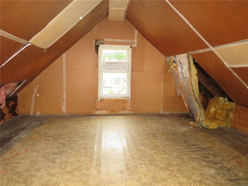 1465 Steuben Street Pittsburgh, PA 15205 - Photo 21 of 24 a view of an empty room with a fireplace