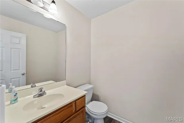 $289,500 | 202 Sun Valley Drive, Smithton, IL 62285