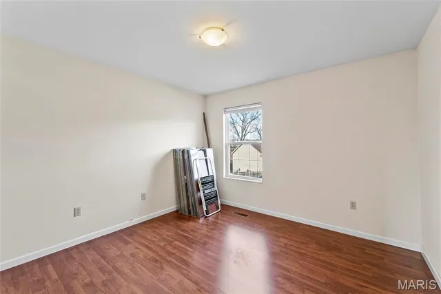 $289,500 | 202 Sun Valley Drive, Smithton, IL 62285