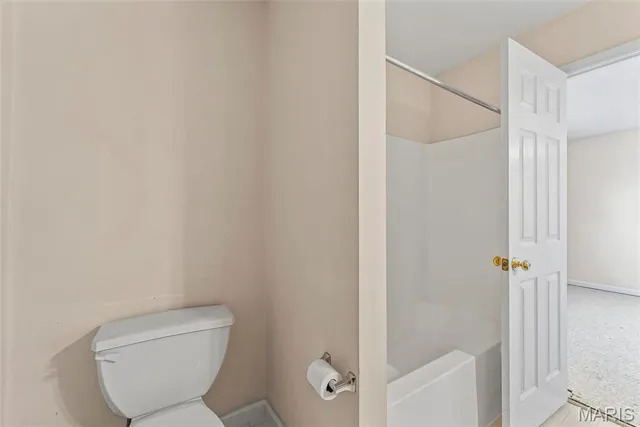 $289,500 | 202 Sun Valley Drive, Smithton, IL 62285