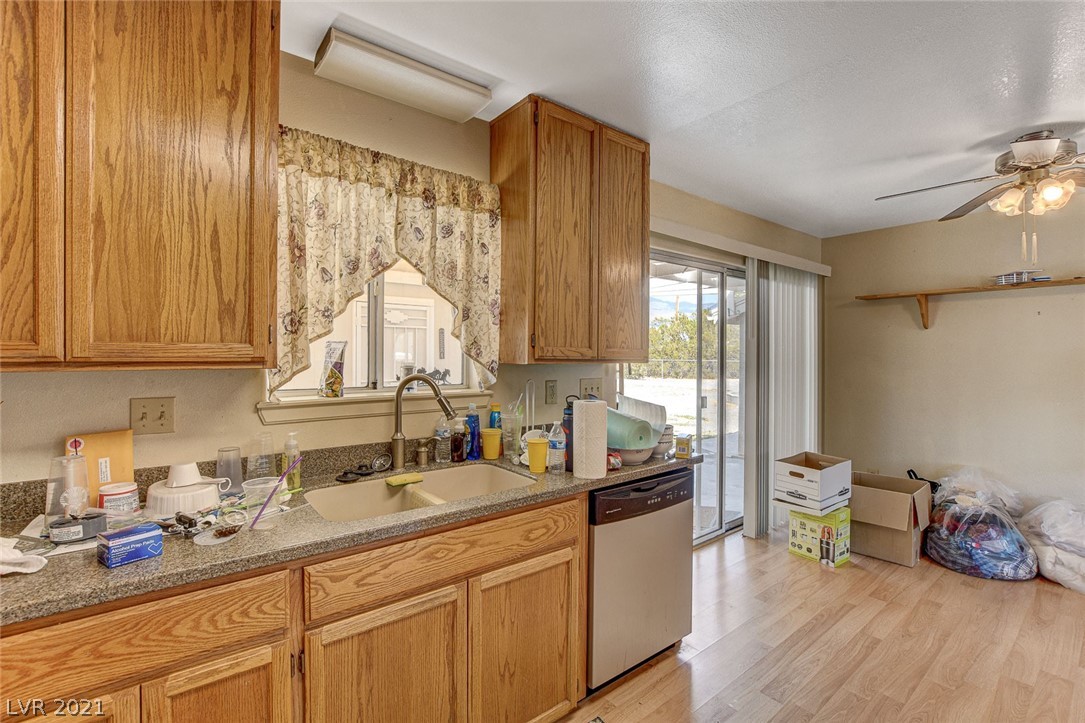 630 East Simkins Road Pahrump, NV 89060 - Photo 13 of 41 Gallery Image 13