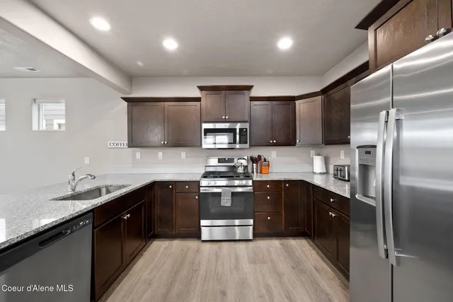 $549,000 | 116 Dustarr Lane, Unit PONDERAY, Ponderay, ID 83852